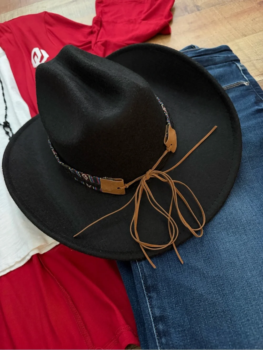 HAT Cowboy Western Hat with Decorative Steer Band Coastal Cowgirl